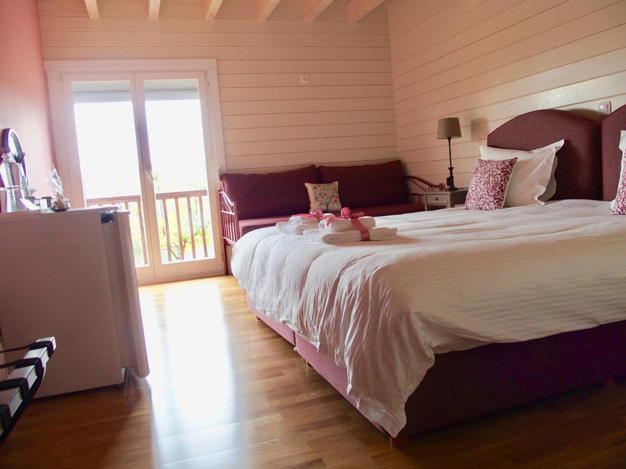 Ktima Noosfera Wellness & Retreat Center Otel Karya Dış mekan fotoğraf